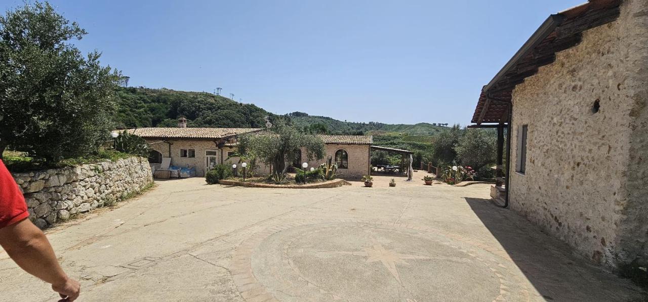 Borgo Carida - Green Family Holidays Zaccanopoli Luaran gambar