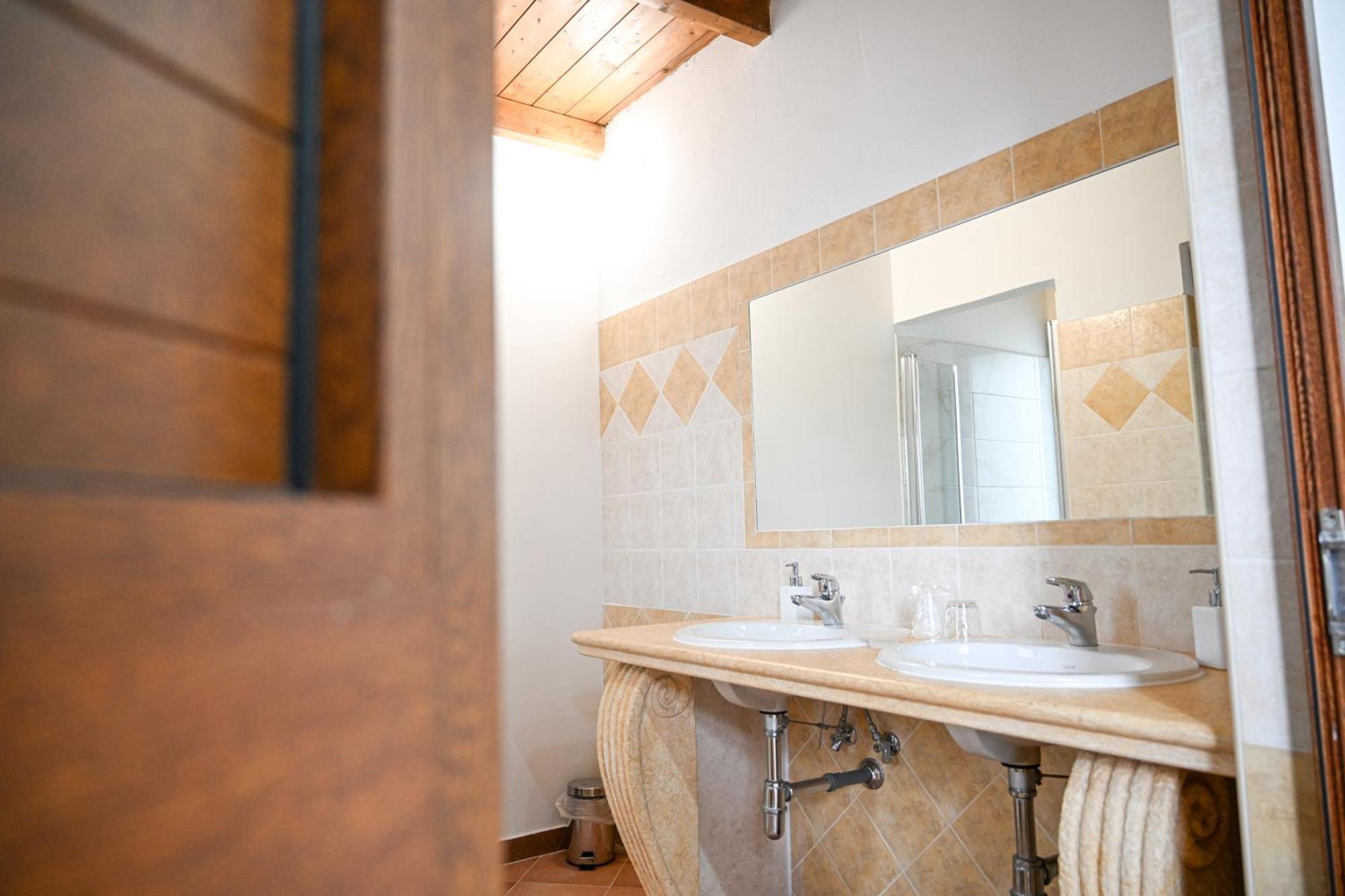 Borgo Carida - Green Family Holidays Zaccanopoli Luaran gambar